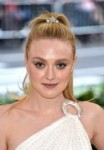 dakota-fanning-at-met-gala-2018-in-new-york-05-07-2018-5.jpg