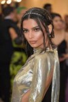 emily-ratajkowski-met-gala-2018-7.jpg