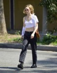 suki-waterhouse-out-in-la-6.jpg