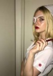 Elle-Fanning -Personal-Pics--02-300x420.jpg