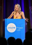 sienna-miller-unicef-project-lion-launch-2018-in-new-york-0[...].jpg