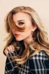 natalie-dormer-for-bustle-june-2018-2.jpg