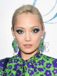 pom-klementieff-damsel-premiere-in-los-angeles-5.jpg