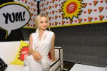 76027538picturepub-dove-cameron-003.jpg