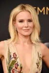 Kristen-Bell--2016-Emmy-Awards--02.jpg