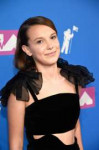 millie-bobby-brown-at-mtv-video-music-awards-in-new-york-08[...].jpg