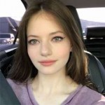 mackenzie-foy-personal-pics-08-30-2018-5.jpg