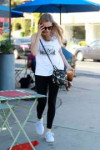 amanda-seyfried-out-for-coffee-in-los-angeles-08-29-2018-3.jpg