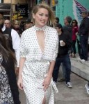 amber-heard-arriving-to-her-smell-screening-in-toronto-1.jpg