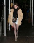 maisie-williams-out-in-new-york-09-10-2018-3.jpg