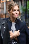 sienna-miller-out-in-toronto-during-tiff-09-10-2018-1.jpg