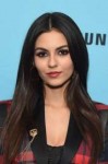 victoria-justice-2018-good-foundation-s-evening-of-comedy-m[...].jpg