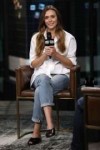 elizabeth-olsen-at-build-in-nyc-09-12-2018-4.jpg