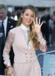 blake-lively-a-simple-favour-premiere-in-london-1.jpg