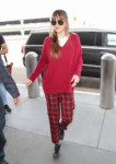 dakota-johnson-at-lax-airport-in-los-angeles-09-26-2018-6.jpg