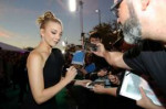 natalie-dormer-picnic-at-hanging-rock-premiere-at-14th-zuri[...].jpg