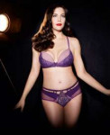 liv-tyler-for-triumph-essence-lingerie-autumn-winter-2018-9.jpg