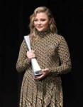 chloe-grace-moretz-at-lumiere-award-presentation-21st-scad-[...].jpg