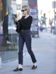 emma-roberts-street-style-12-05-2018-1.jpg