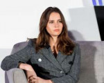 felicity-jones-women-rule-summit-in-washington-dc-12-11-201[...].jpg