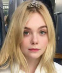 elle-fanning-personal-pic-12-12-2018-0.jpg