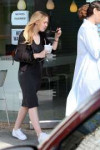 dakota-fanning-shopping-in-beverly-hills-12-16-2018-5.jpg