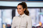 hailee-steinfeld-on-set-of-today-show-in-new-york-12-18-201[...].jpg