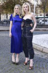 Elle-Fanning-and-Dakota-Fanning--Miu-Miu-show-at-2017-Paris[...].jpg