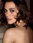 92847818keira-knightley-the-glossary-winter-2018-2019-1.jpg