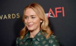 emily-blunt-at-19th-annual-afi-awards-in-beverly-hills-8.jpg