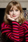 kinopoisk.ru-Angourie-Rice-3168314.jpg