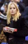 ellie-bamber-at-nba-london-game-2019-at-o2-arena-01-17-2019[...].jpg