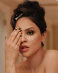 94597120eiza-gonzalez-met-gala-2018-photo-8.jpg