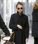 alicia-vikander-travel-style-03-06-2019-4.jpg