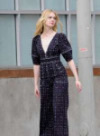 elle-fanning-filming-a-music-video-for-her-new-movie-teen-s[...].jpg