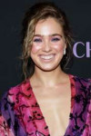 haley-lu-richardson-the-chaperone-premiere-in-new-york-3.jpg