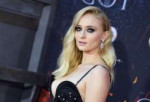 sophie-turner-game-of-thrones-season-8-premiere-in-ny-11.jpg