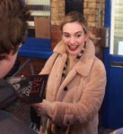 lily-james-departing-the-noel-coward-theatre-after-her-perf[...].jpg