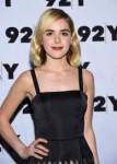 kiernan-shipka-netflix-s-chilling-adventures-of-sabrina-cas[...].jpg