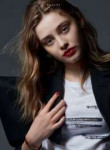 josephine-langford-harper-s-bazaar-australia-may-2019-issue[...].jpg