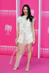 olivia-munn-2019-cannesseries-in-cannes-17.jpg