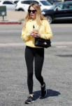 emma-roberts-in-tights-out-in-la-04-25-2019-12.jpg