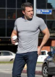 Ben-Affleck-shirt-seriously-underestimated-what-signed-up.jpg