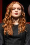 sadie-sink-stranger-things-3-premiere-in-tokyo-6.jpg