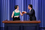 daisy-ridley-at-tonight-show-starring-jimmy-fallon-in-new-y[...].jpg