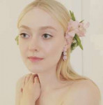 01-dakota-fanning.jpg