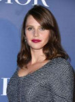 felicity-jones-at-hollywood-reporter-celebration-in-toronto[...].jpg