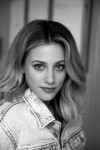 lili-reinhart-for-coveteur-september-2019-6.jpg