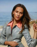 alicia-vikander-for-marie-claire-magazine-france-november-2[...].jpg