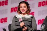 kiernan-shipka-at-ace-comic-con-in-rosemont-10-12-2019-5.jpg